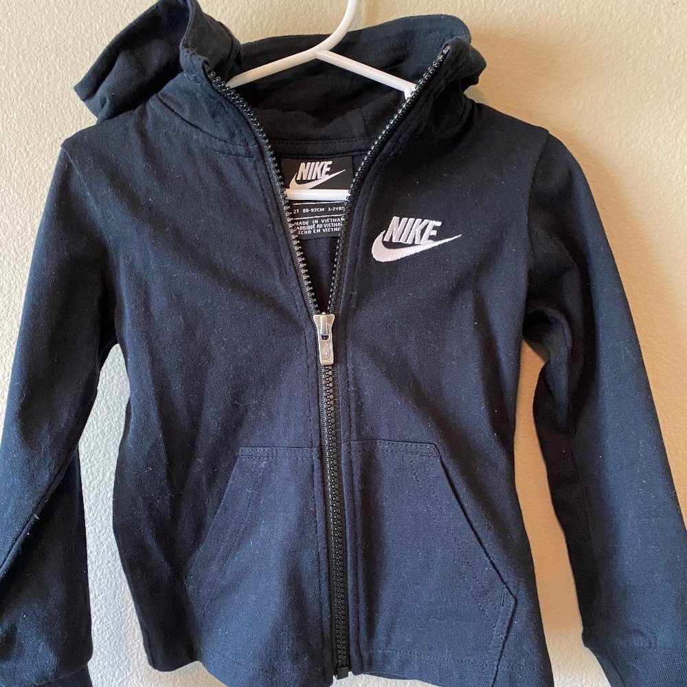 lightly used kids nike zip hoodie size 2T